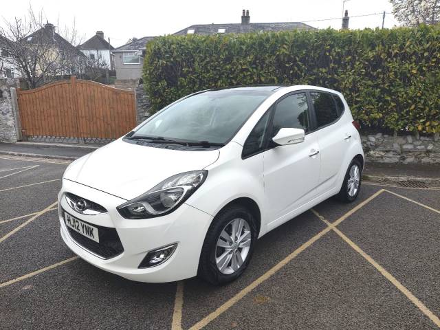 Hyundai ix20 1.6 Style 5dr Auto MPV Petrol White